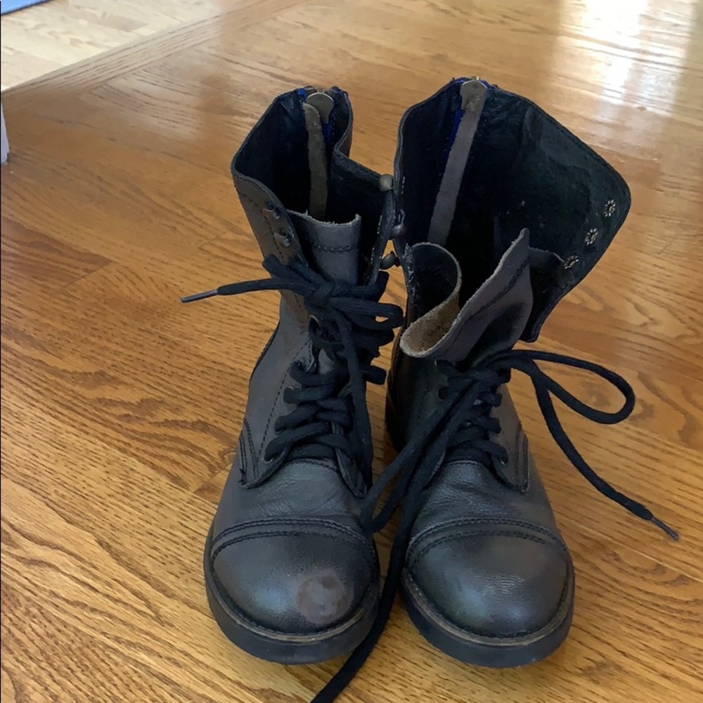 Steve Madden Zip Back Troopa Boots